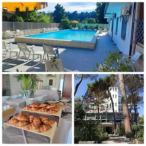 Promenade Simple Con Piscina Milano Marittima